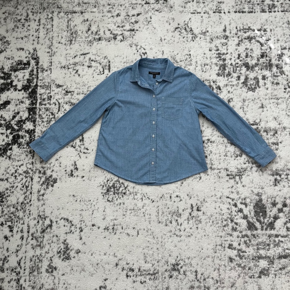 Petite Banana Republic Denim Long Sleeve Blouse